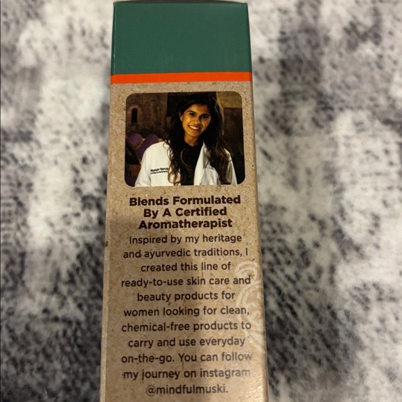 Clean Beauty Bundle - Picture 10 of 10